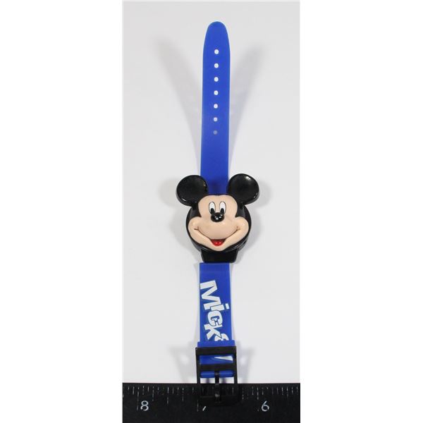 #851 WALT DISNEY MICKEY MOUSE DIGITAL WATCH 1990S