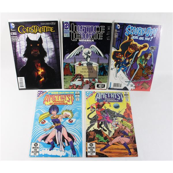LOT OF MIXED DC COMICS INCLUDING SCOOBY-DOO