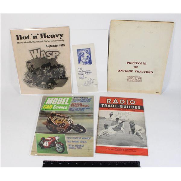 LOT OF VINTAGE SPORTS MAGAZINE SOLD W/ PORTFOLIO