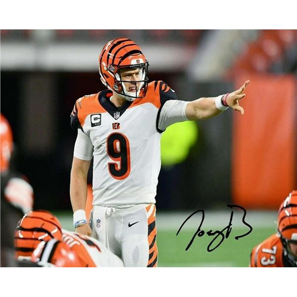 Cincinnati Bengals Joe Burrow facsimile signed  photo