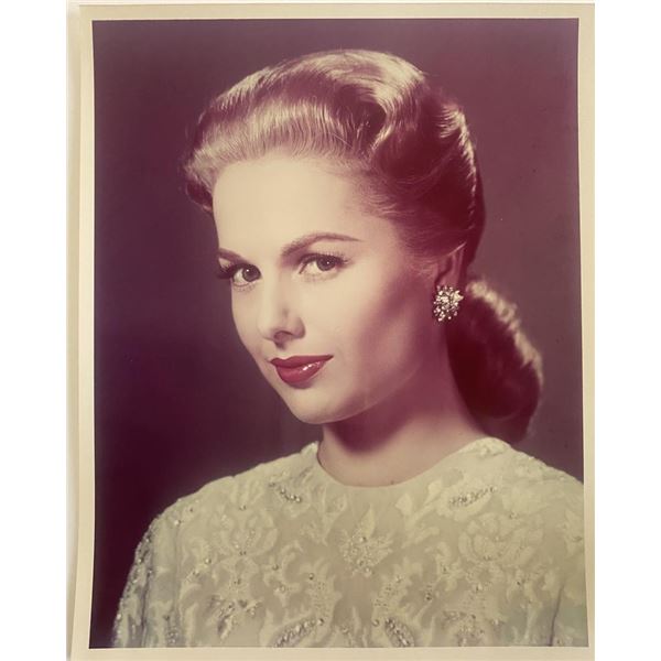 Martha Hyer photo