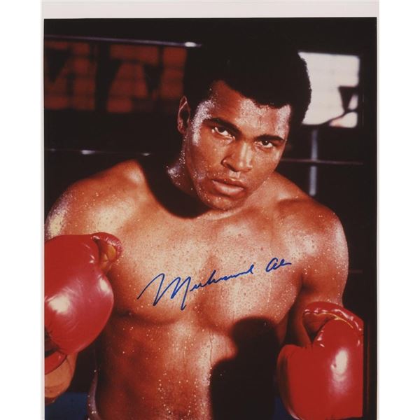 Muhammad Ali signed photo. GFA Authenticated