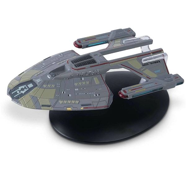 Star Trek Norway Class 2054-A/E 2017 CBS Studios Inc. Starship Model with base & stand