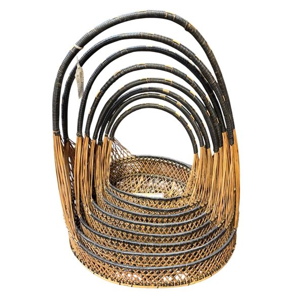Set of 8 vintage Wicker & Rattan baskets/trays