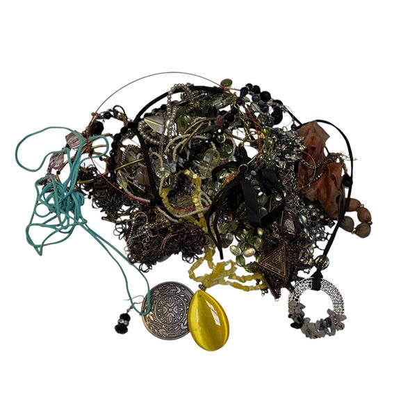 Group of assorted jewelry - necklaces / bracelets / earrings / mixed pcs etc