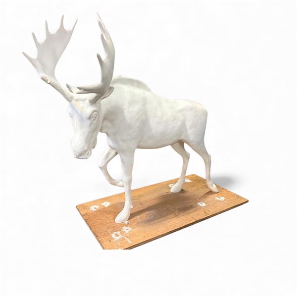 Hudson's Bay - Retail Store Life-Size Moose Statue – Fiberglass Display Sculpture on Rollin