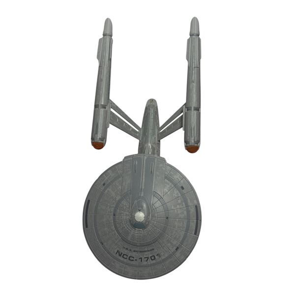 Star Trek U.S.S Enterprise NCC-1701 Die-cast XL starship model. DOESN'T INCLUDE BOX(ES)