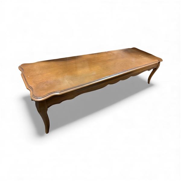 Vintage solid wood coffee table - decorative edge & curved legs - approx 5ft x 19" x 14" H