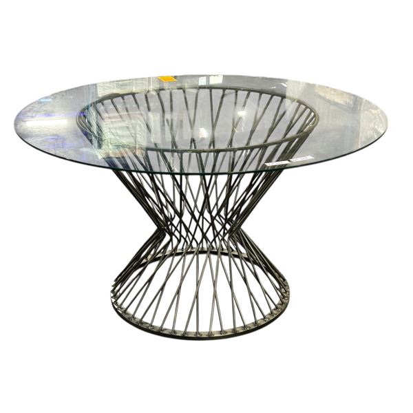 Hudson's Bay - Contemporary 54" D glasstop w/ heavy metal base dining table