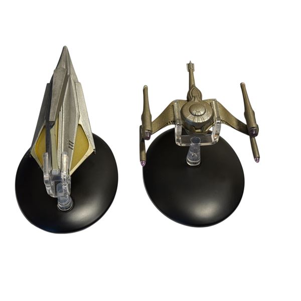 2 Piece Star Trek Starship Models - GORN STARSHIP 6507-A/C TM & © 2018 CBS Studios Inc. , THOLIAN WE
