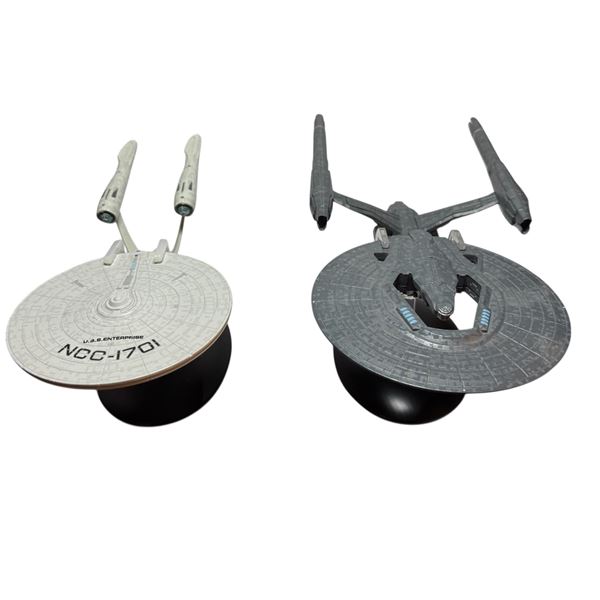 2 Piece Star Trek Starship Models - U.S.S. ENTERPRISE NCC-1701 (Star Trek Beyond) 1262-A/A TM & © 20