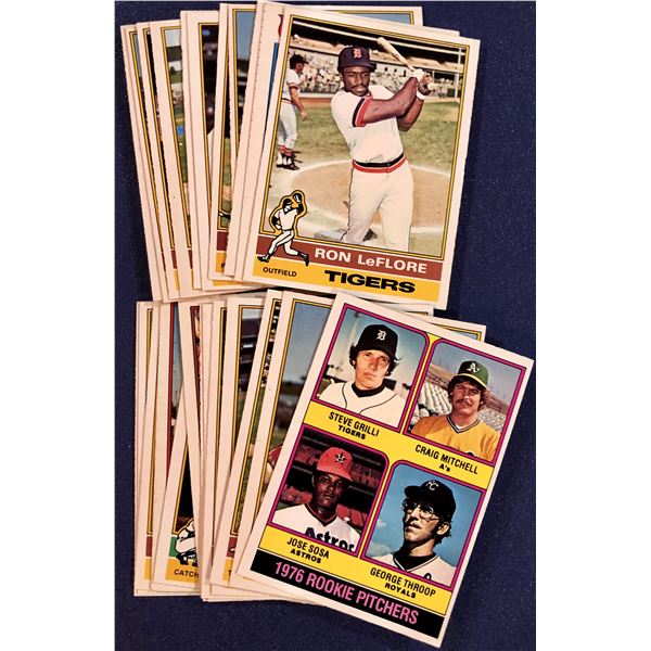 1976 O-PEE-CHEE BASEBALL COLLECTION - 25 CARDS