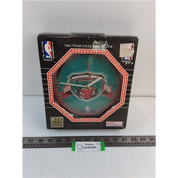 Sealed NBA Vancouver Grizzlies "Inaugural Season" Wall Clock