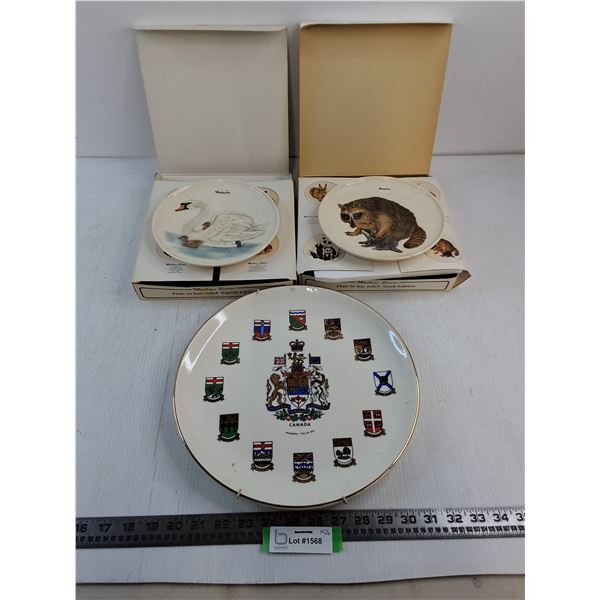 (3) Decorative Plates (Goebel Swan & Raccoon, Canadian Provinces 'Coat of Arms')