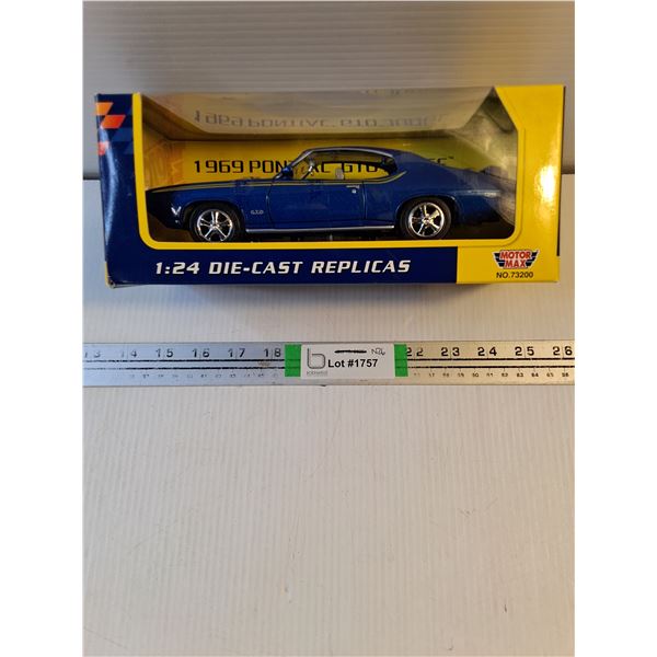 1:24 Motor Max Die Cast 1969 Pontiac GTO  Judge
