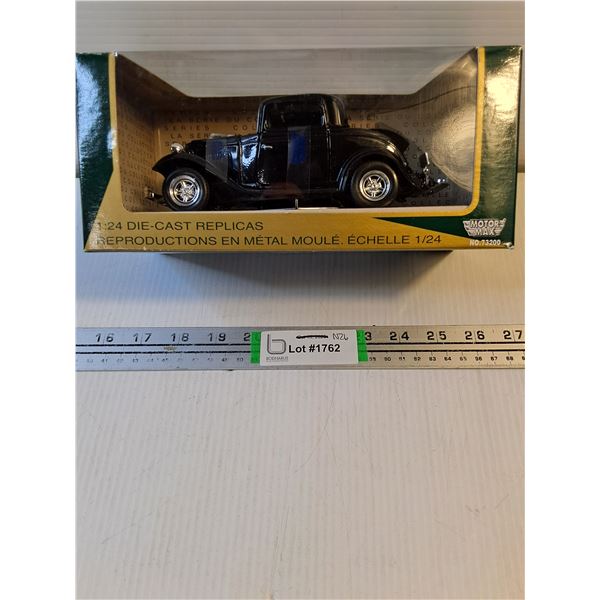 1:24 Motor Max Die Cast 1932 Ford Coupe
