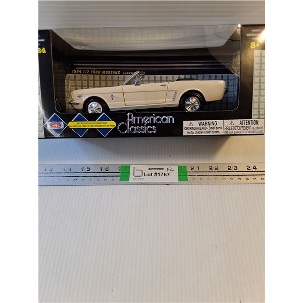 1:24 Motor Max Die Cast 1964 1/2 Mustang Convertible