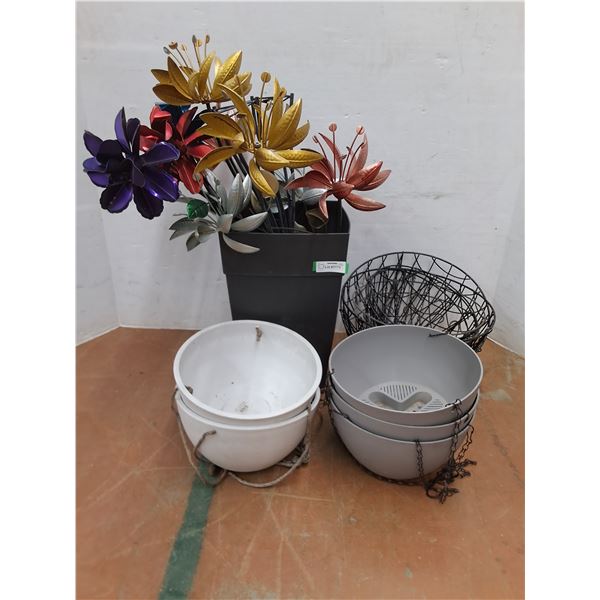 * Assorted Backyard Decor & Hanging Pots - Pickup Only