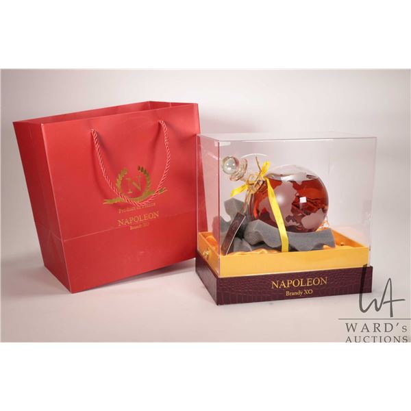Napleon XO Brandy/ Glass Globe Bottle/ 750ml/ 40% ABV Note: Alcohol cannot be insured by any courier