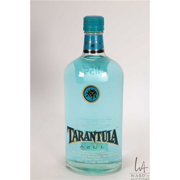Tranatula/ Azul/ Tequila/ 750ml/ 35% ABV Note: Alcohol cannot be insured by any courier in Canada. L