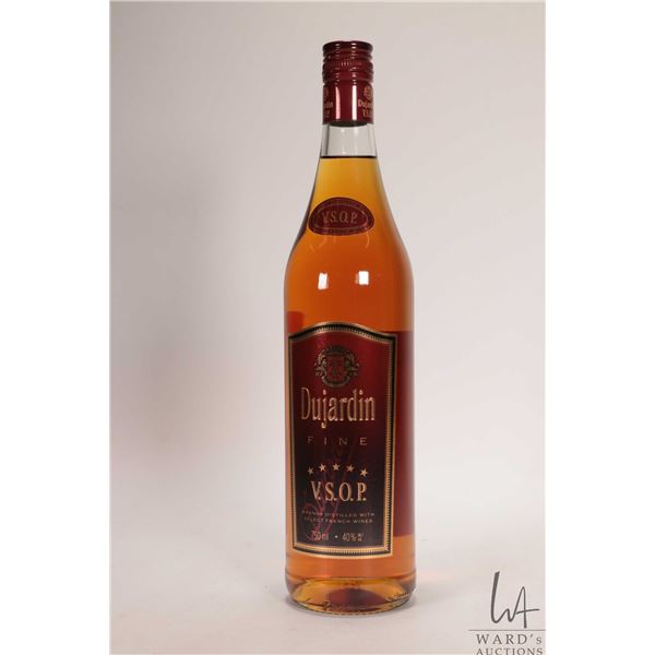 Dujardin/ Fine V.S.O.P. Brandy with Select French Wines/ 750ml/ 40% ABV Note: Alcohol cannot be insu