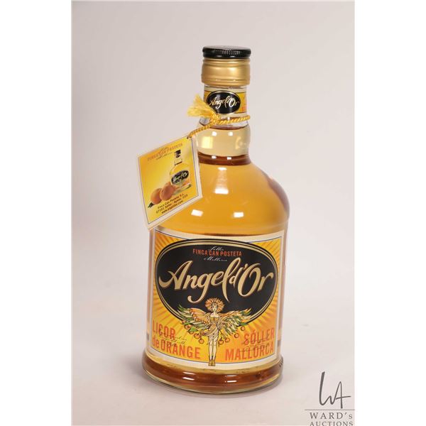 Angel d'Or/ Licor de Orange/700ml/ 31% ABV Note: Alcohol cannot be insured by any courier in Canada.