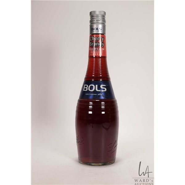 Bols/ Cherry Brandy/ 750ml/ 24% ABV Note: Alcohol cannot be insured by any courier in Canada. Local 