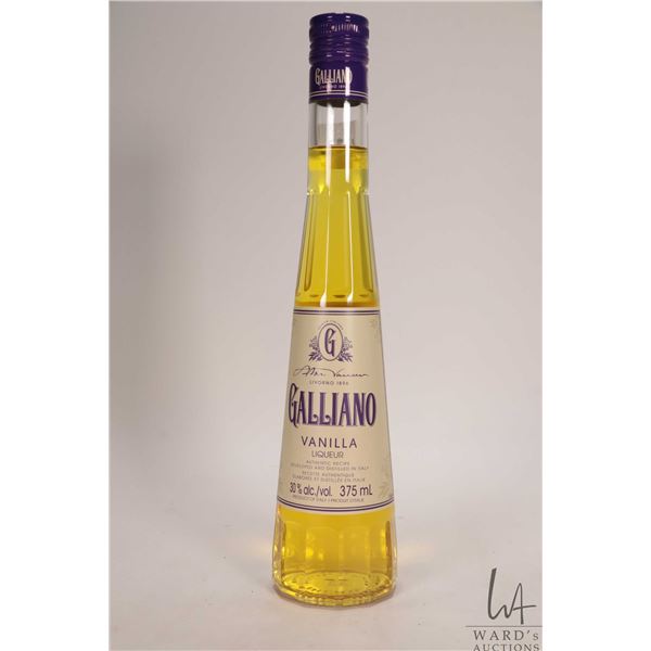 Galliano/ Vanilla Liqueur/ 375ml/ 30% ABV Note: Alcohol cannot be insured by any courier in Canada. 