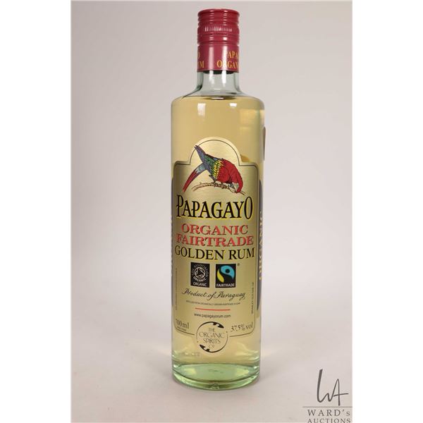 Papagayo/ Organic Fairtrade Golden Rum/ 700ml/ 37.5% Note: Alcohol cannot be insured by any courier 