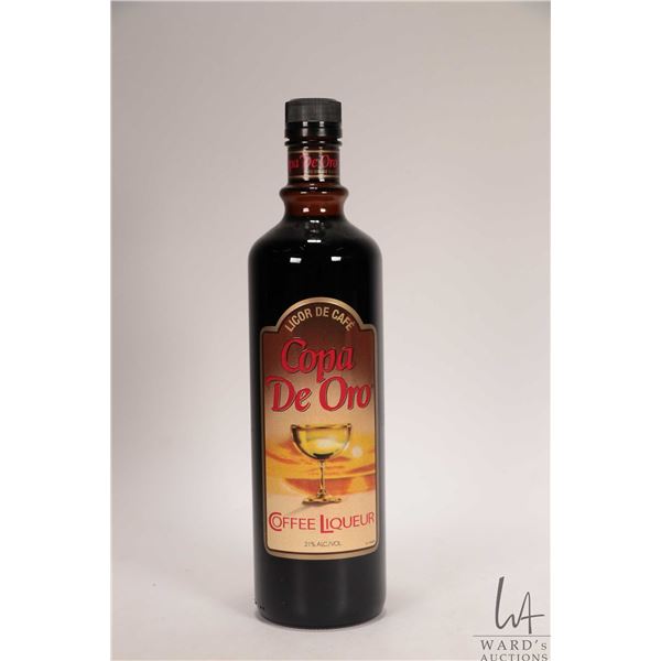 Copa De Oro/ Coffee Liqueur/ 750ml/ 21% ABV Note: Alcohol cannot be insured by any courier in Canada