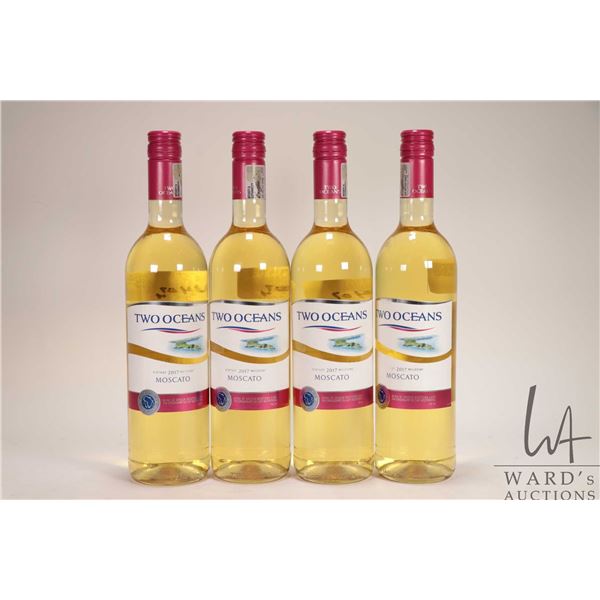Four bottles of Two Oceans/ Vintage 2017 Moscato Wine/ 750ml/ 8%ABV Note: Alcohol cannot be insured 