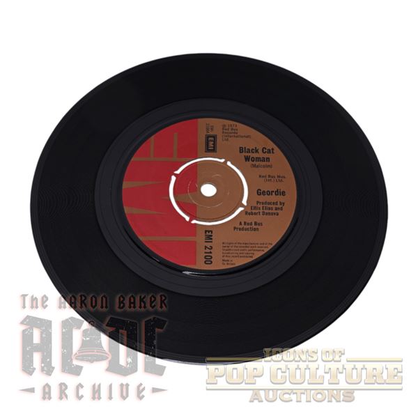 Geordie - 7" Single Black Cat Woman / Geordie’s Lost His Liggie - 4467