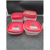 Image 2 : 8 Plastic Food Storage Containers with Red Lids – 2 Sizes