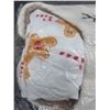 Image 4 : Reindeer Slippers With Gingerbread Themed Textile, White, Size 38-39
