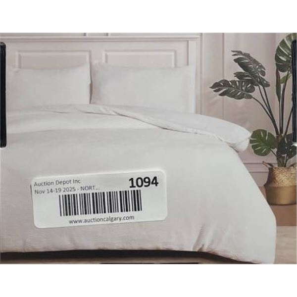 Jennifer Adams Queen-Size Coverlet Set with Shams