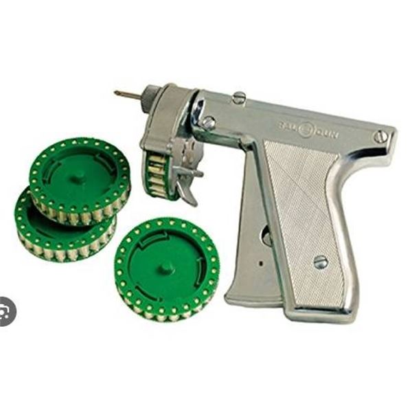 Ralgun Pellet Injector for Implanting Beef Cattle