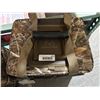 Image 3 : Igloo Realtree Edge 30-Can Soft Cooler with Camouflage Design