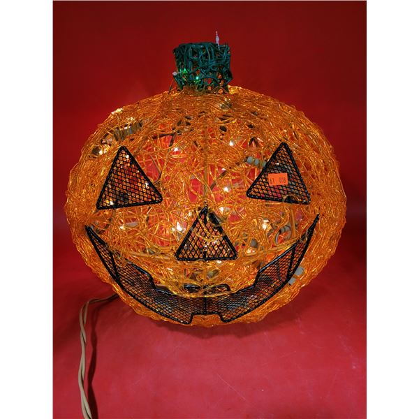 VTG Light-Up Spaghetti Pumpkin