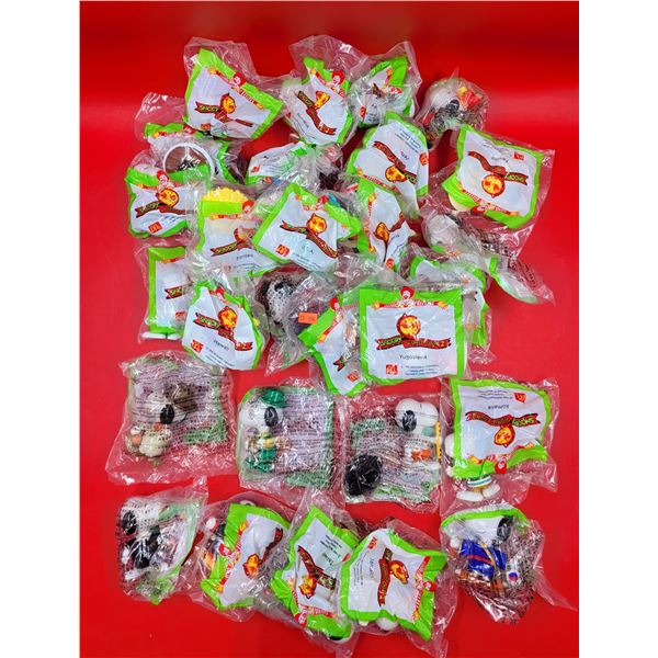 Lot of McDonald's x Snoopy World Tour 2 Figures