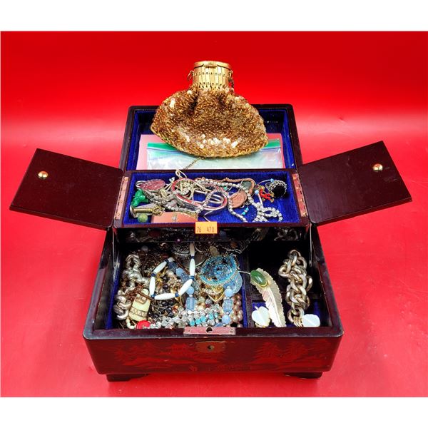 Assorted Costume Jewelry & VTG Expandable Gate Top Beggars Purse