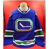Image 1 : Autographed Luongo #1 Vancouver Canucks Jersey