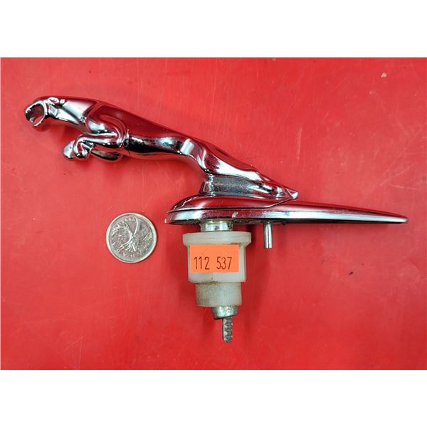VTG Jaguar Hood Ornament