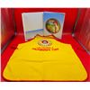 Image 1 : VTG McDonald's Collector Plate & McHappy Day Apron