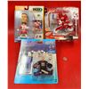 Image 1 : 2 Hockey Figures (Hasek & Kolzig) & Dominik Hasek Bobble Head