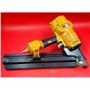 Image 1 : Stanley Bostitch Air Framing Nailer