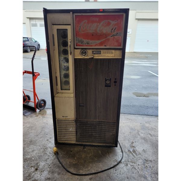 VTG Vendo Coca-Cola 15¢ Vending Machine