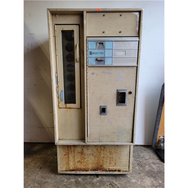 VTG 10¢ Pop Vending Machine