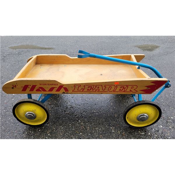 VTG Wooden Leader "Flash" Wagon