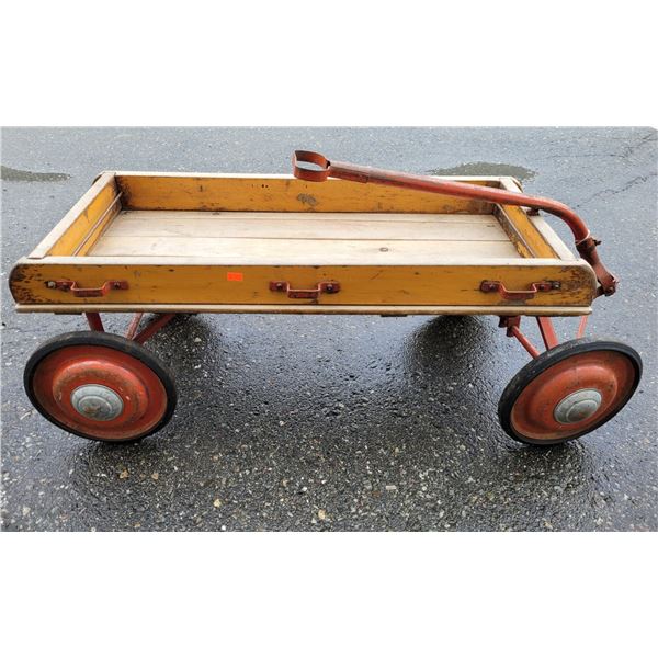 VTG Wooden Wagon