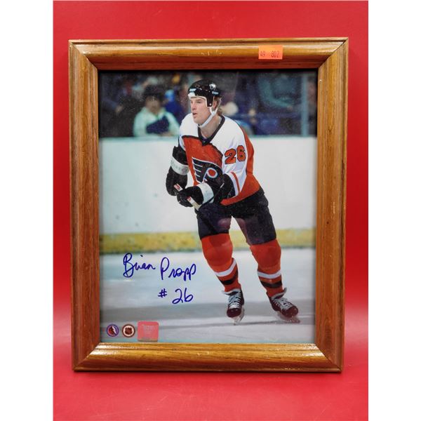 Autographed Brian Propp #26 Photo w/ Certificate of Authenticity